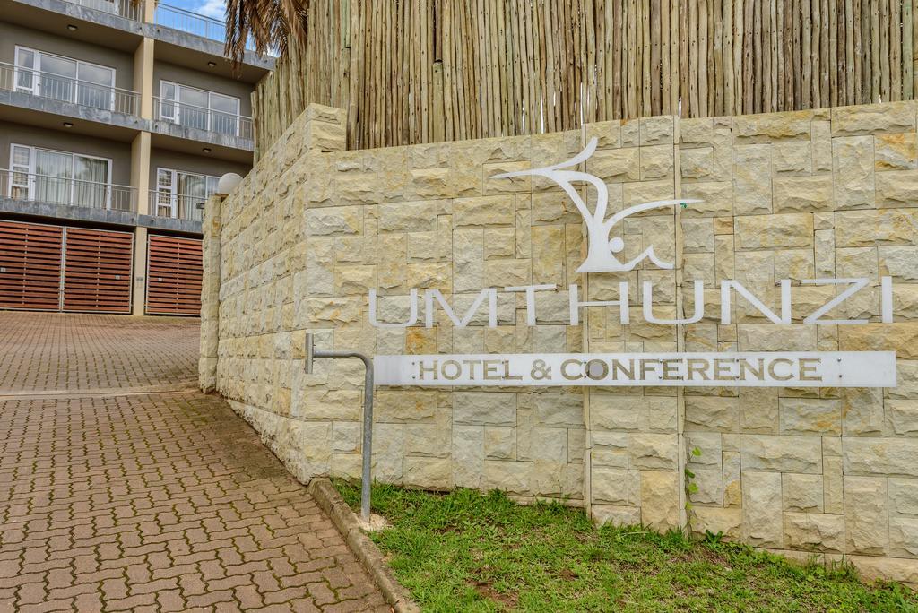 Umthunzi Hotel And Conference Umtentweni Eksteriør billede